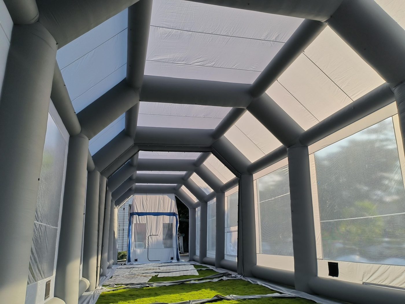 Pressure Vessel Coating in a Sewinfla Modular Booth